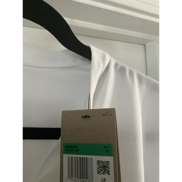 NWT Nike Women’s Size XL Dri-FIT Victory Golf Polo White/Green Stripe V-Neck - Picture 5 of 9